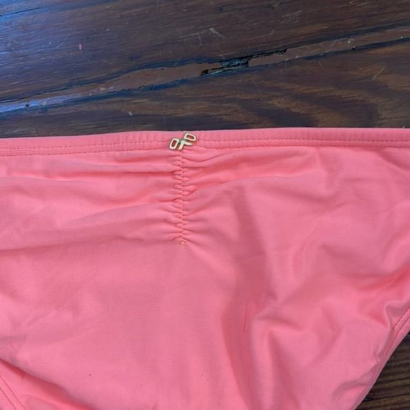 PILYQ metal embellished lace side ruched bikini bottom sz L - Picture 4 of 5